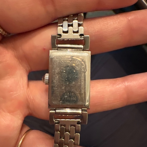 Coach Vintage Watch 0820 - Picture 2 of 3